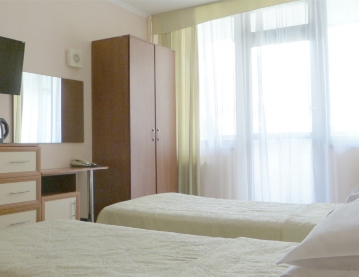 Стандартный Стандарт 2-местный вид на парк (к2,к4) - Санаторий «Магадан»